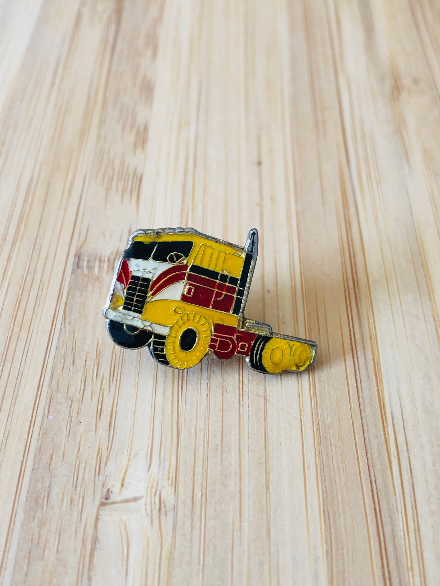 Vintage Rig Truck Pin – The VintagePatch
