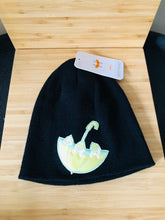 Load image into Gallery viewer, Toque with Vintage Patch
